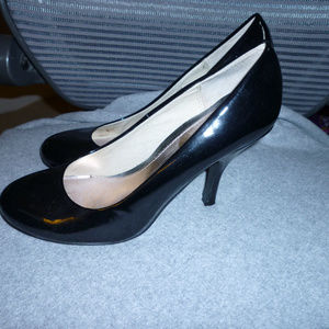 Chinese Laundry 3"  heels black stiletto 10M
